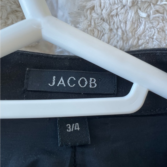 Short black jacket - Picture 2 of 2